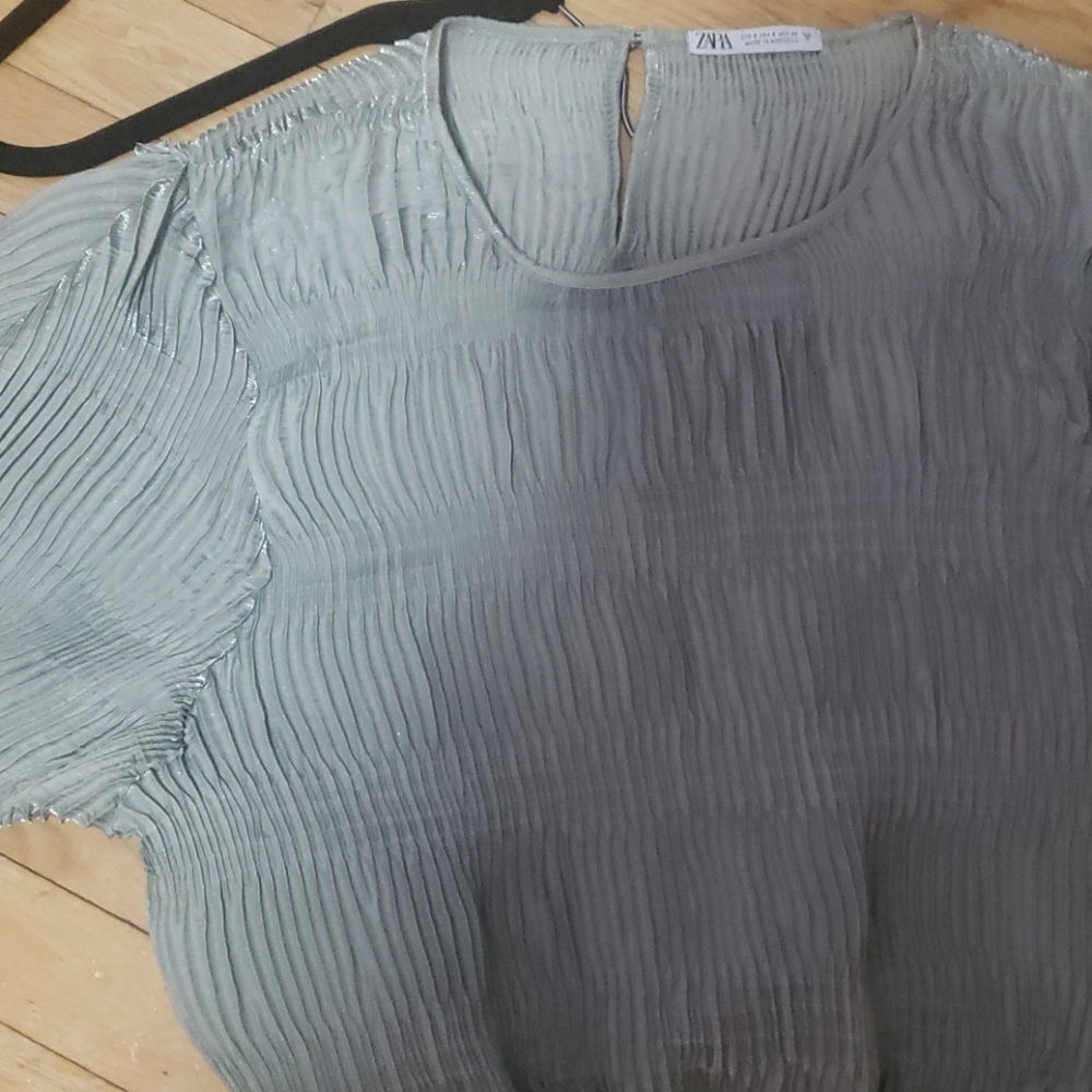 Shirt - Picture 2 of 2